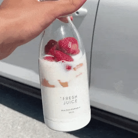 Mini Juice Blender Portable Electric Juicer Bottle 6 Blades Shake Orange Lemon USB Charging Fruit Mixer Fresh Squeezer Machine